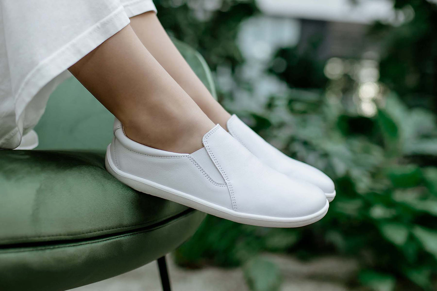 Barefoot Sneakers - Be Lenka Eazy - White 6 OzBarefoot Australia