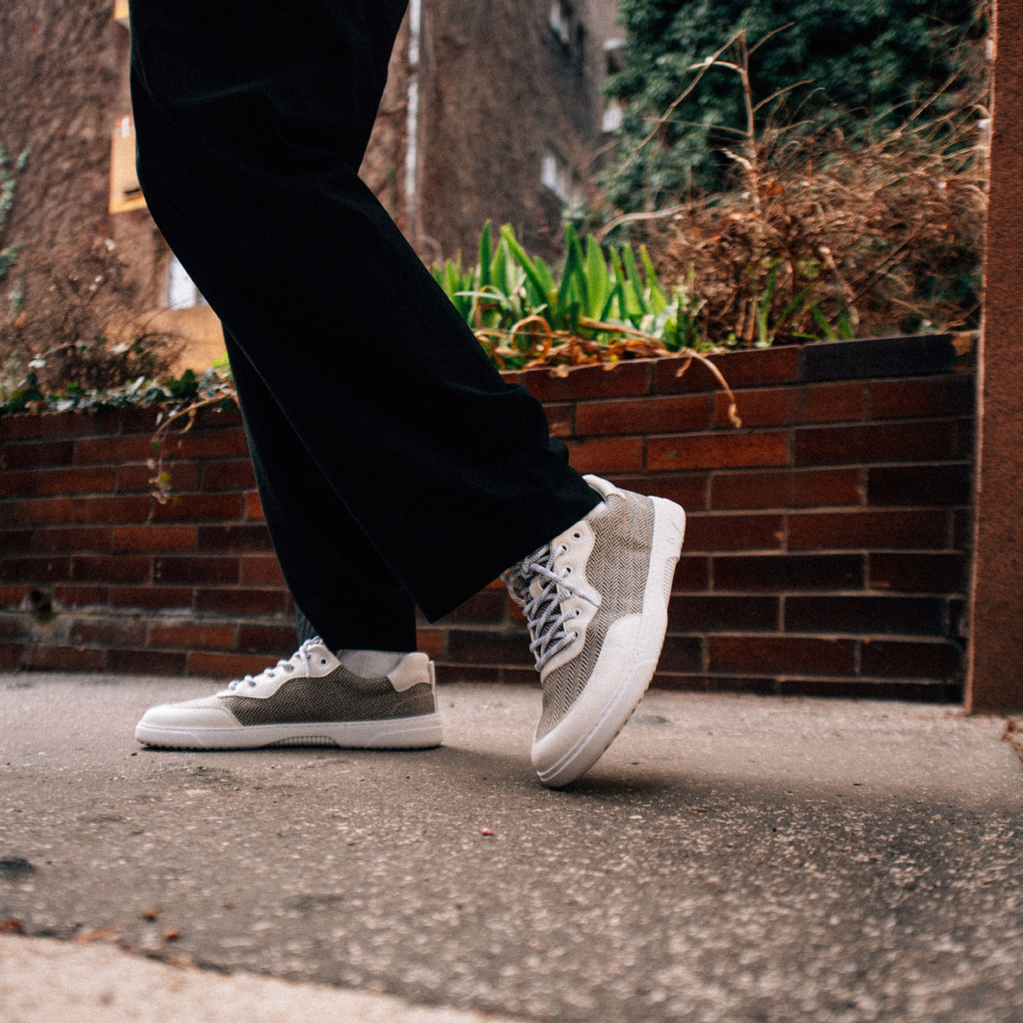Barefoot Sneakers Barebarics - Kudos - White & Grey 4 OzBarefoot Australia