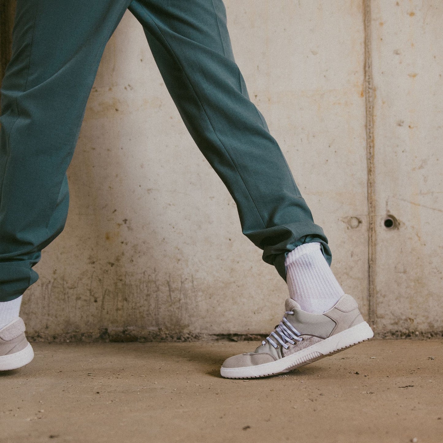 Barefoot Sneakers Barebarics - Vibe - Grey & White 12 OzBarefoot Australia