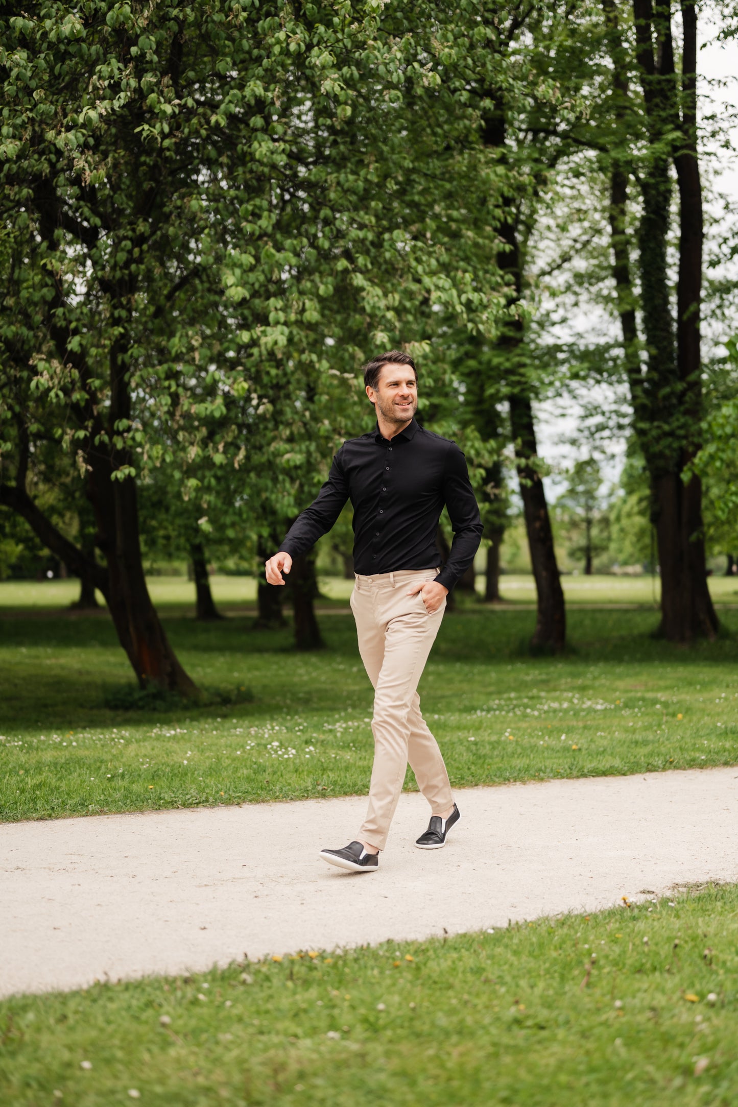 Men’s Shirt Slim Be Lenka Essentials - Jet Black 8 OzBarefoot Australia