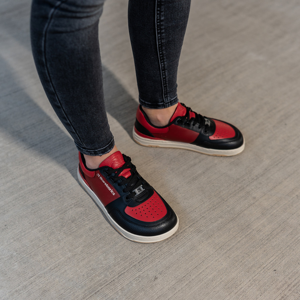 Barefoot Sneakers Barebarics Wave - Black & Red