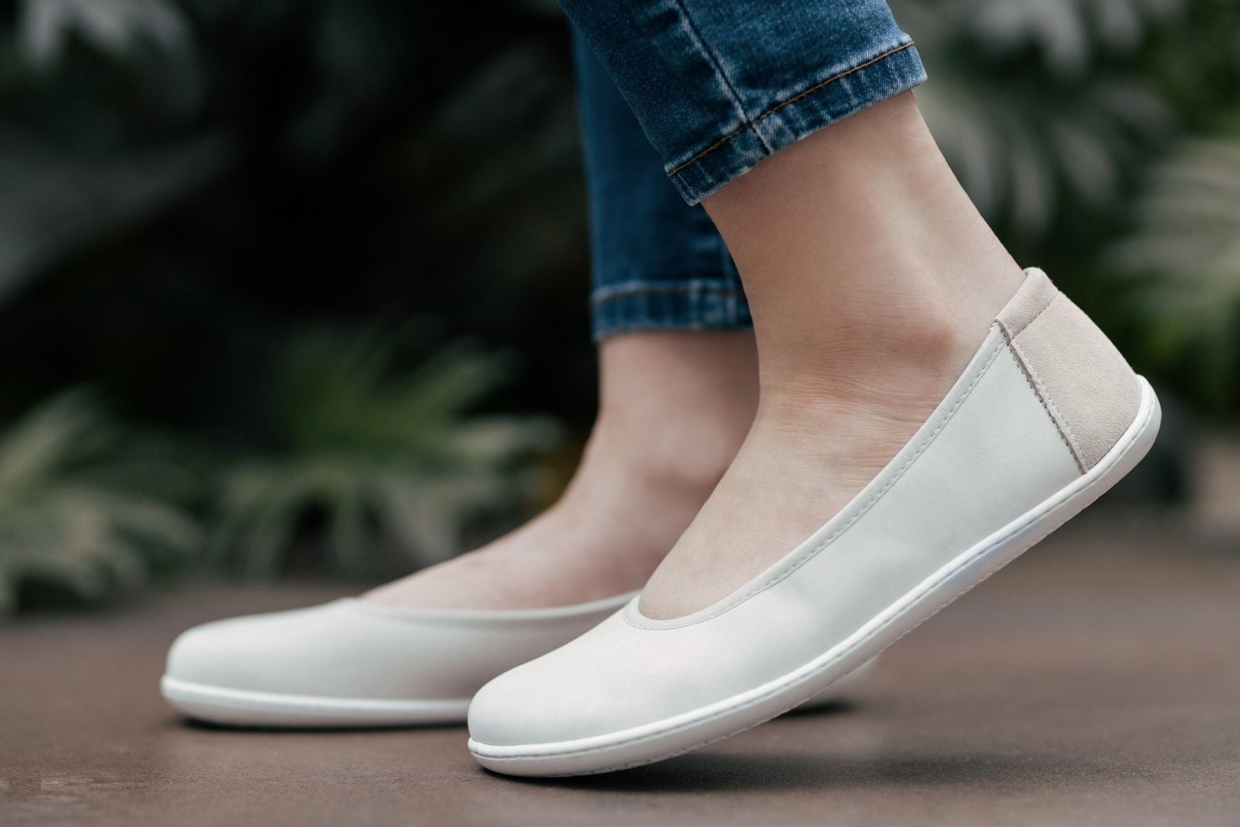 White ballet clearance flats australia